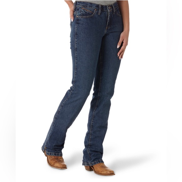 Wrangler cash relax fit boot cut American‎ spirit women’s jeans size 9/10 X 32 - Picture 1 of 13